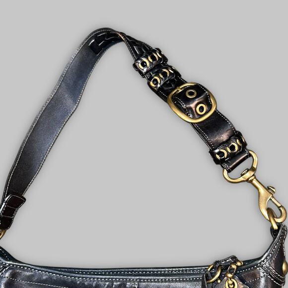 Vintage Coach Black Leather Hobo Shoulder Bag with Brass Hardware - Picture 4 of 7